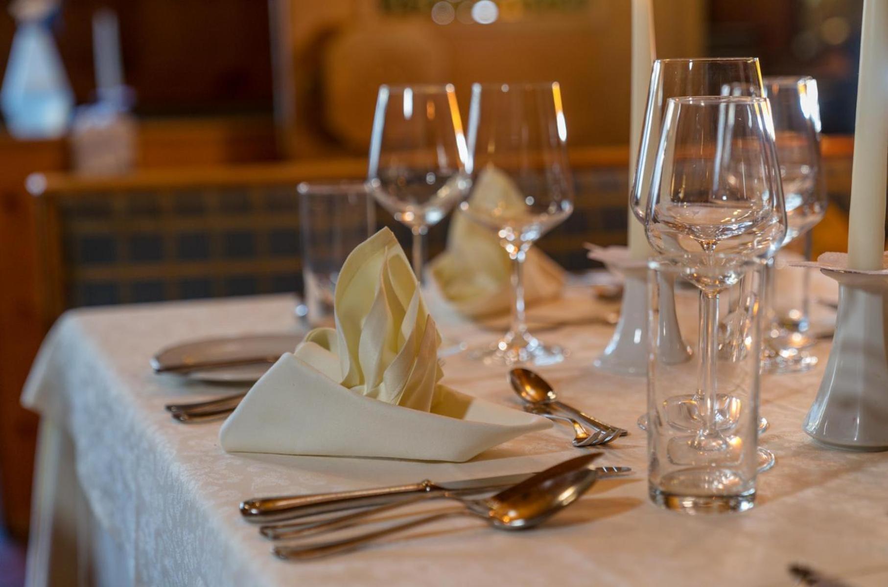 Hotel Restaurant Lebzelter Altenmarkt im Pongau Ngoại thất bức ảnh